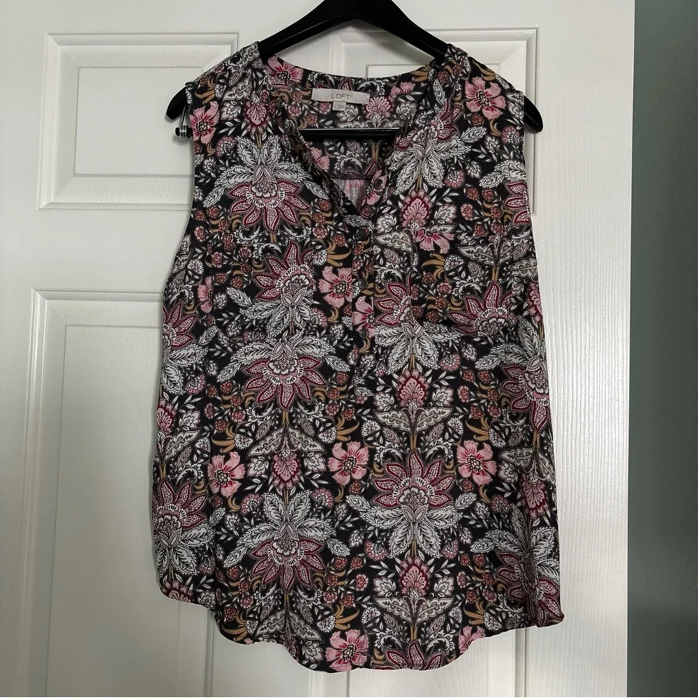 LOFT Floral Sleeveless Blouse size Large - Picture 8 of 8